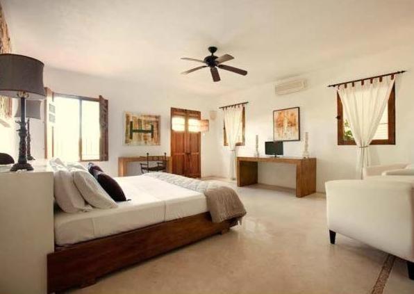Hotel Hacienda Merida Vip Екстер'єр фото